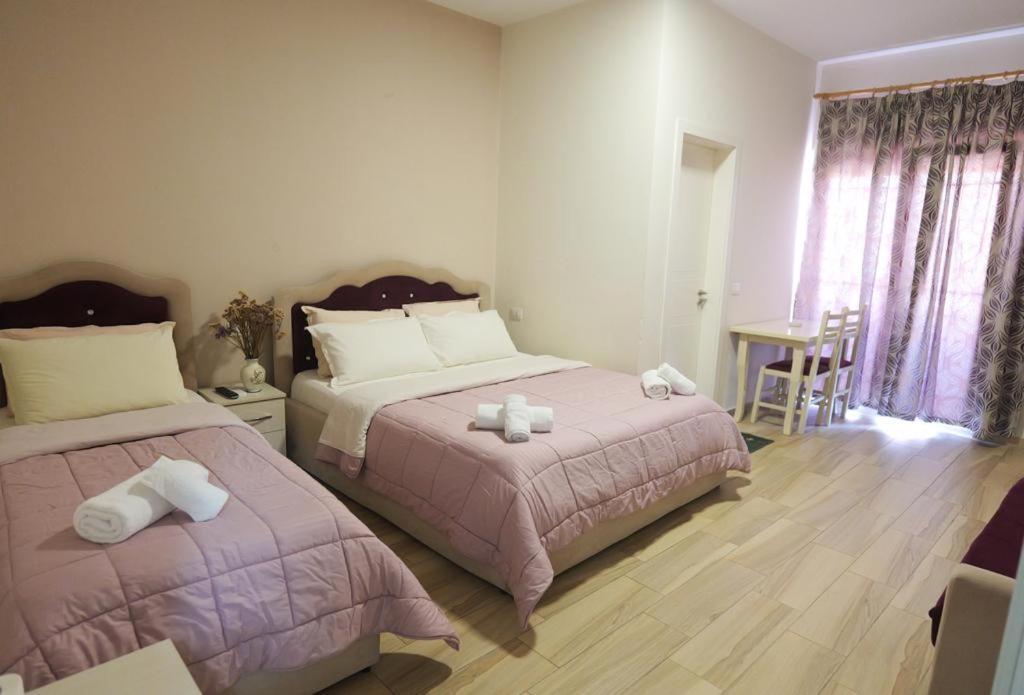 Hotel Vila Dedej Durrës 外观 照片
