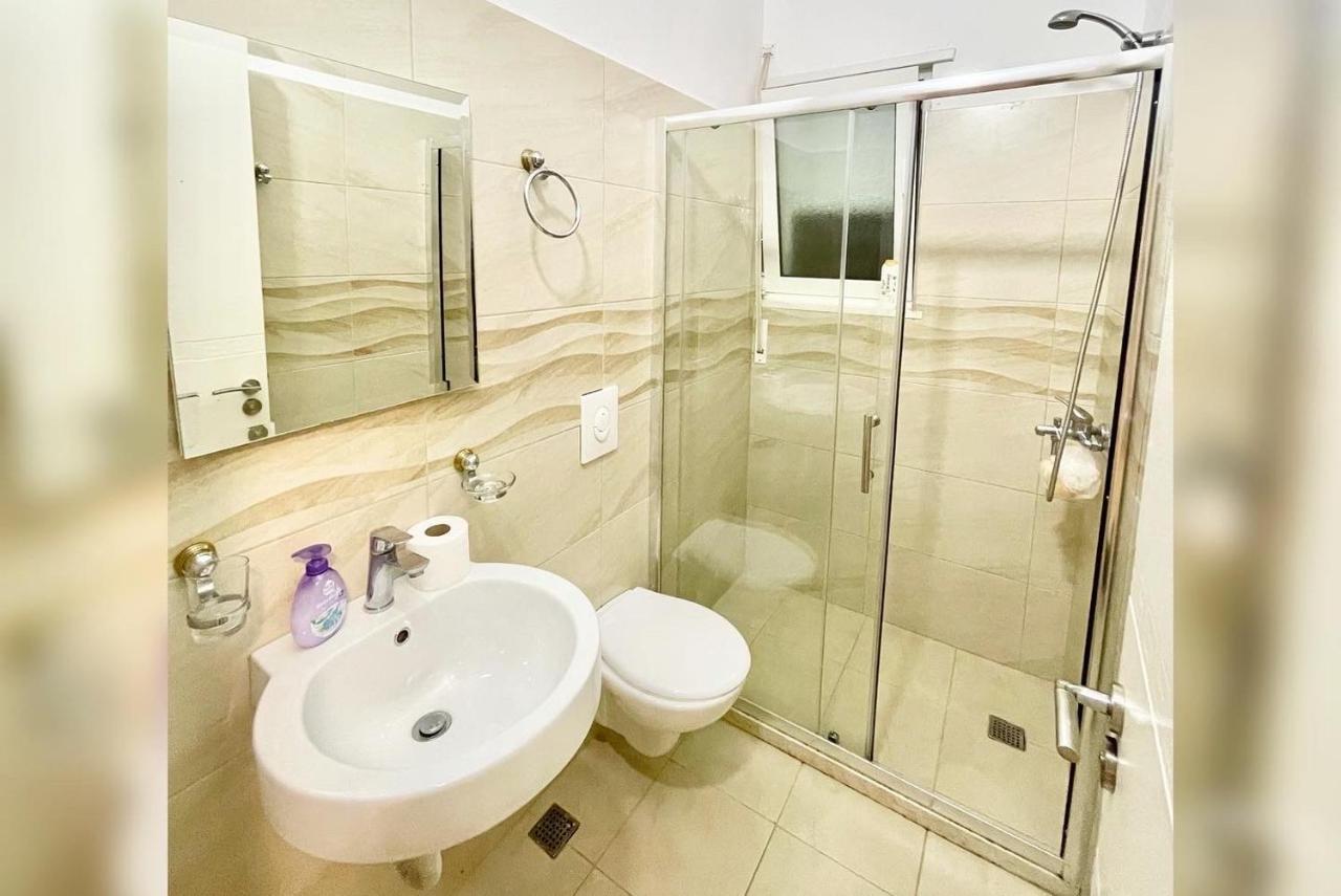 Hotel Vila Dedej Durrës 外观 照片