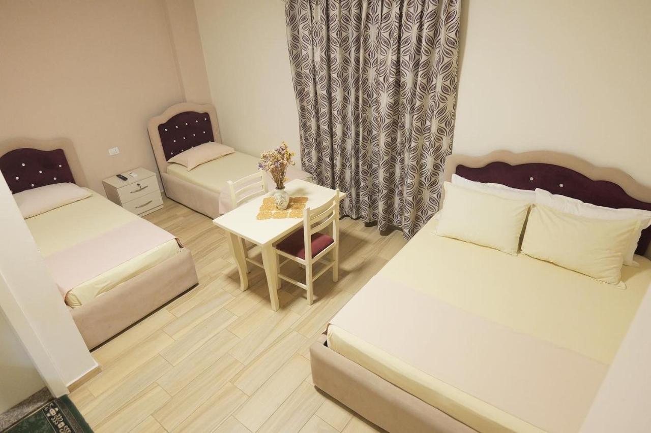 Hotel Vila Dedej Durrës 外观 照片