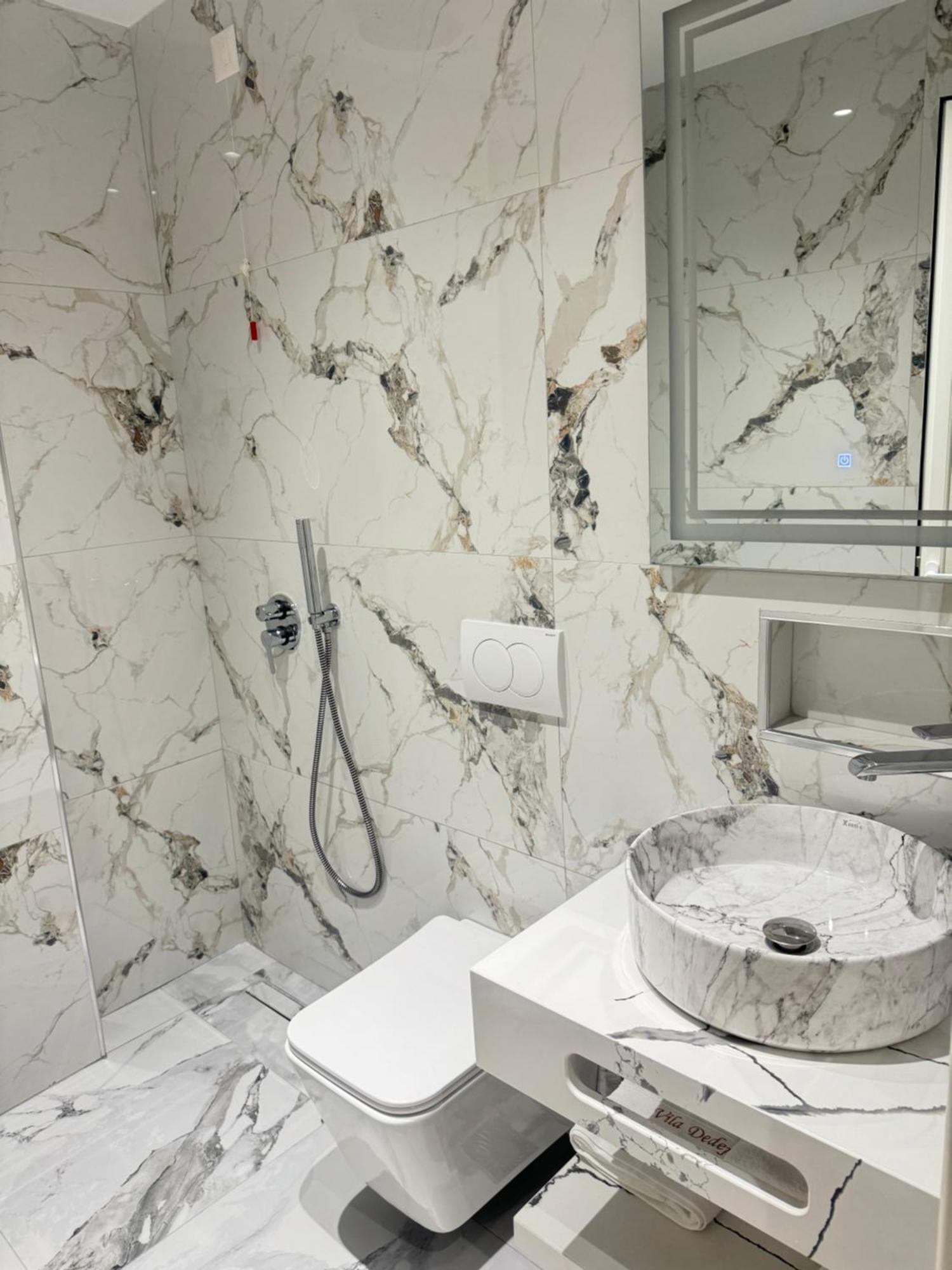 Hotel Vila Dedej Durrës 外观 照片