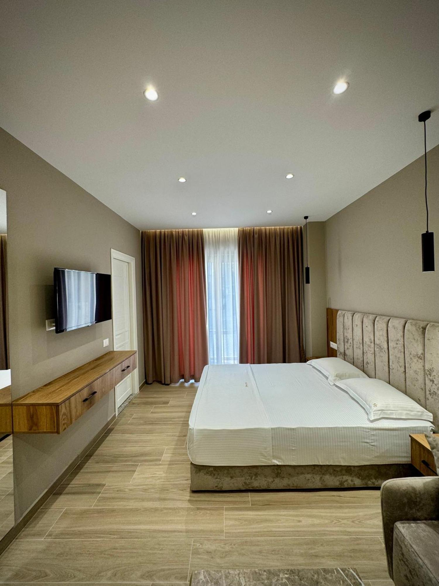 Hotel Vila Dedej Durrës 外观 照片