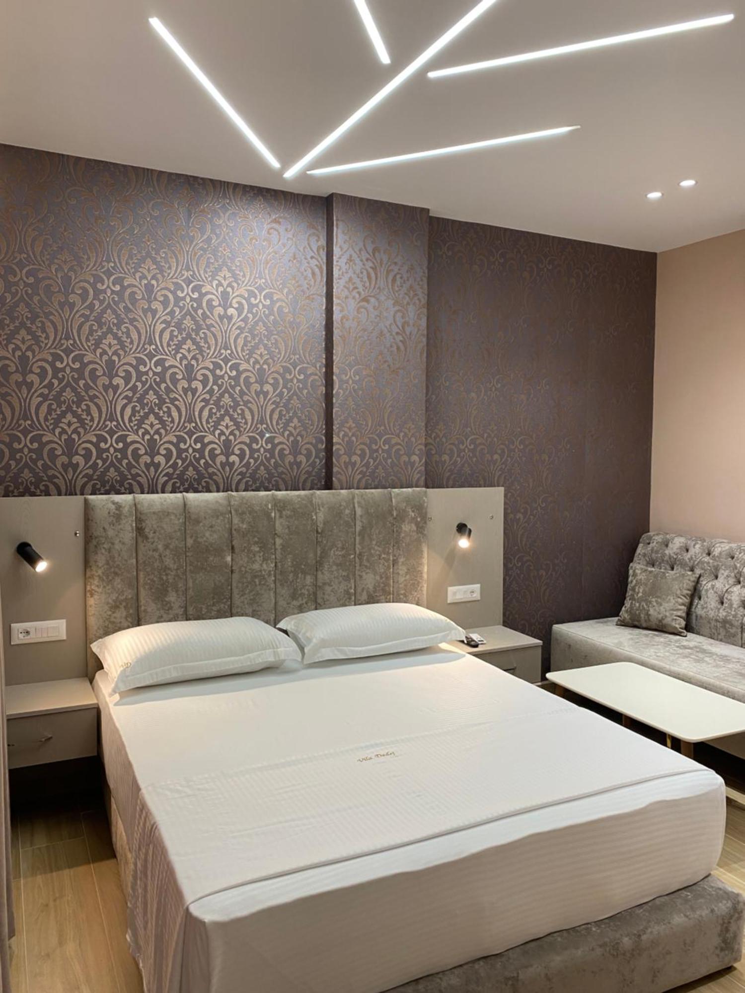 Hotel Vila Dedej Durrës 外观 照片